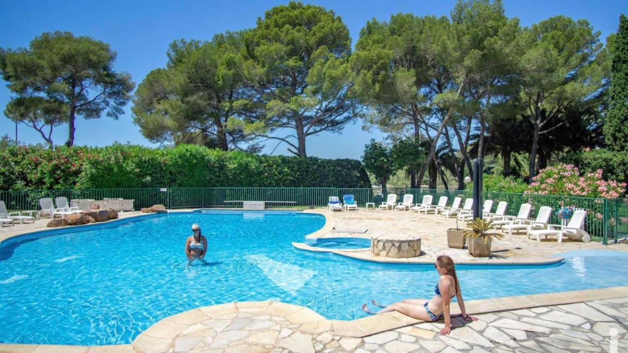 Duplex T3 Boulouris Pieds Dans L Eau Apartment Saint-Raphael  Bagian luar foto