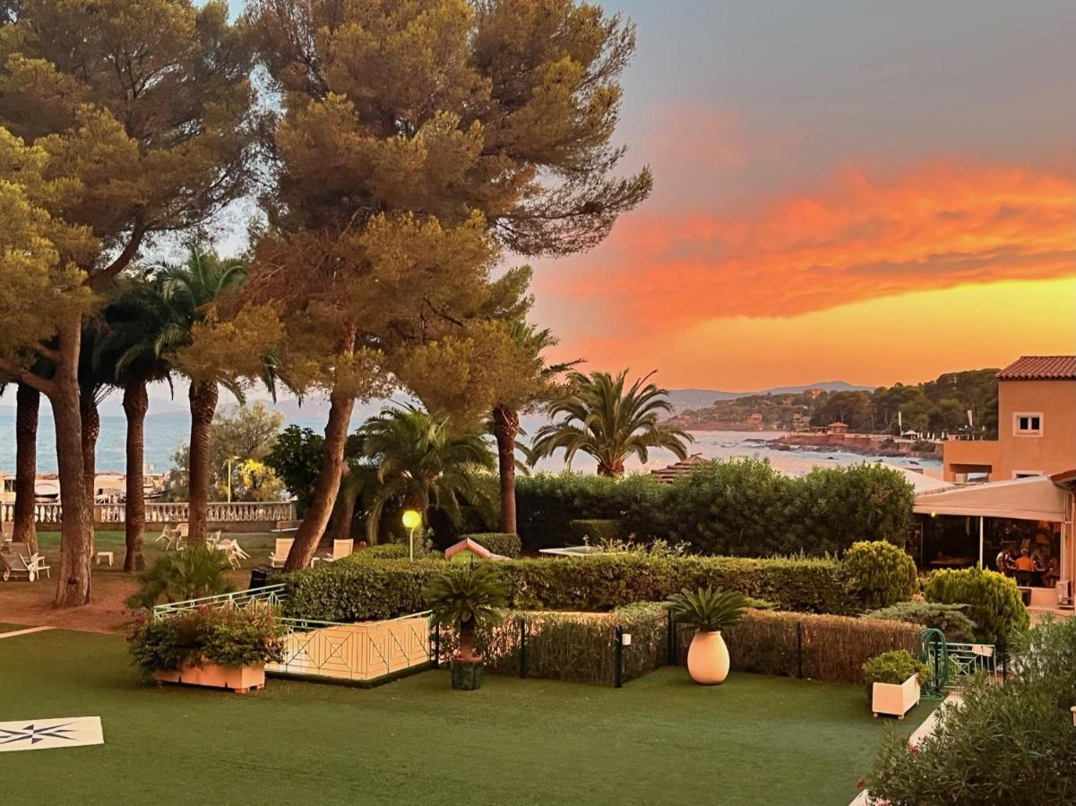 Duplex T3 Boulouris Pieds Dans L Eau Apartment Saint-Raphael  Bagian luar foto