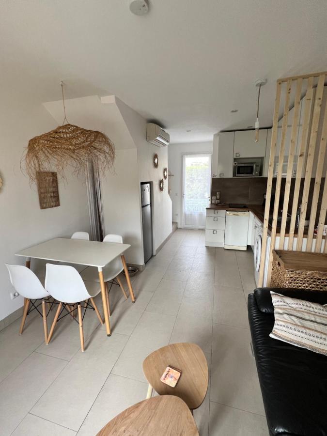 Duplex T3 Boulouris Pieds Dans L Eau Apartment Saint-Raphael  Bagian luar foto